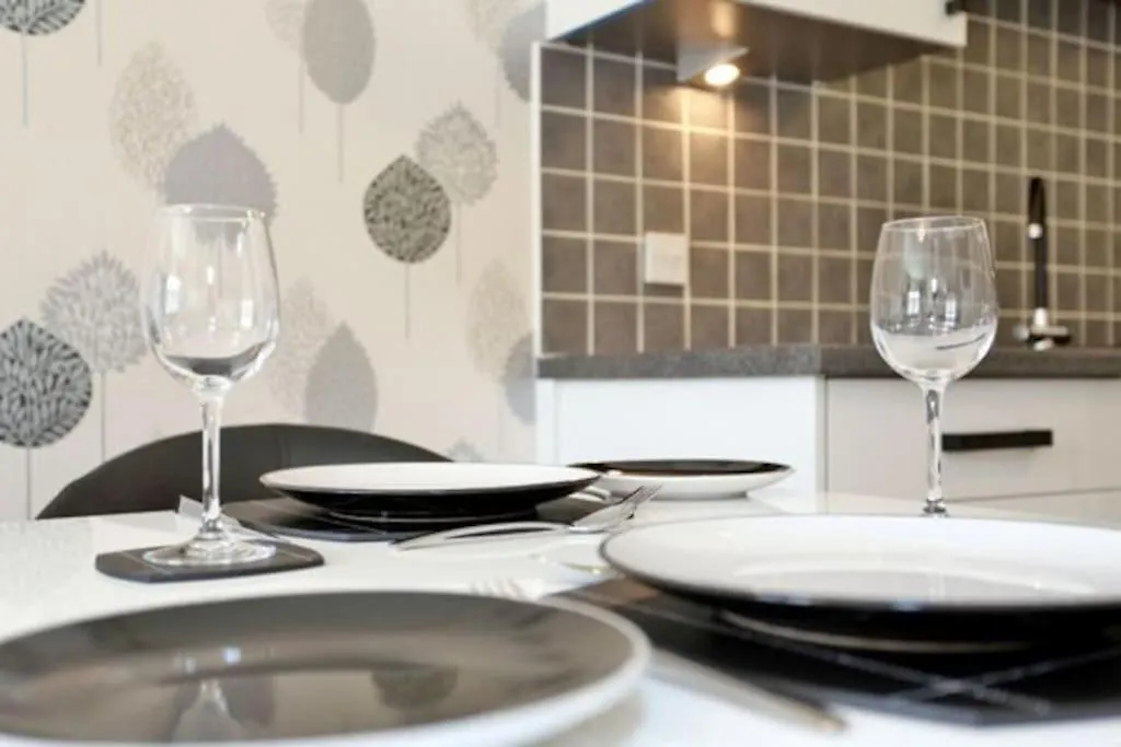 Beautiful One Bedroom Apartment Aberdeen 0*,